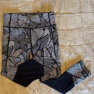 Lululemon Athletica Black and White Patterned Leggings